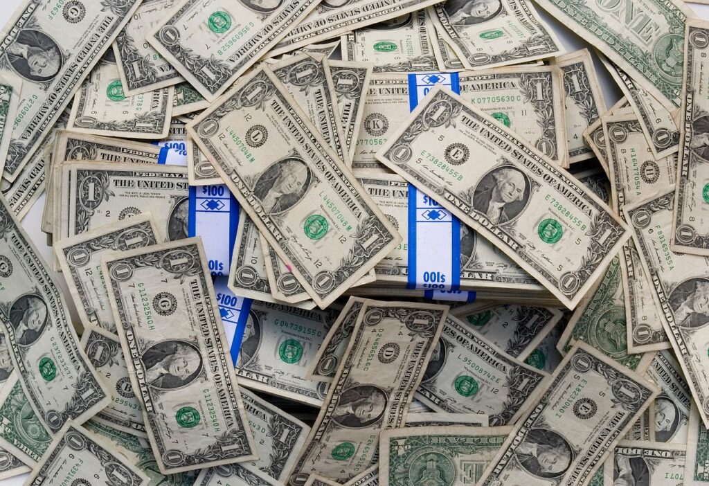 Money for cost of living in Chiang Mai