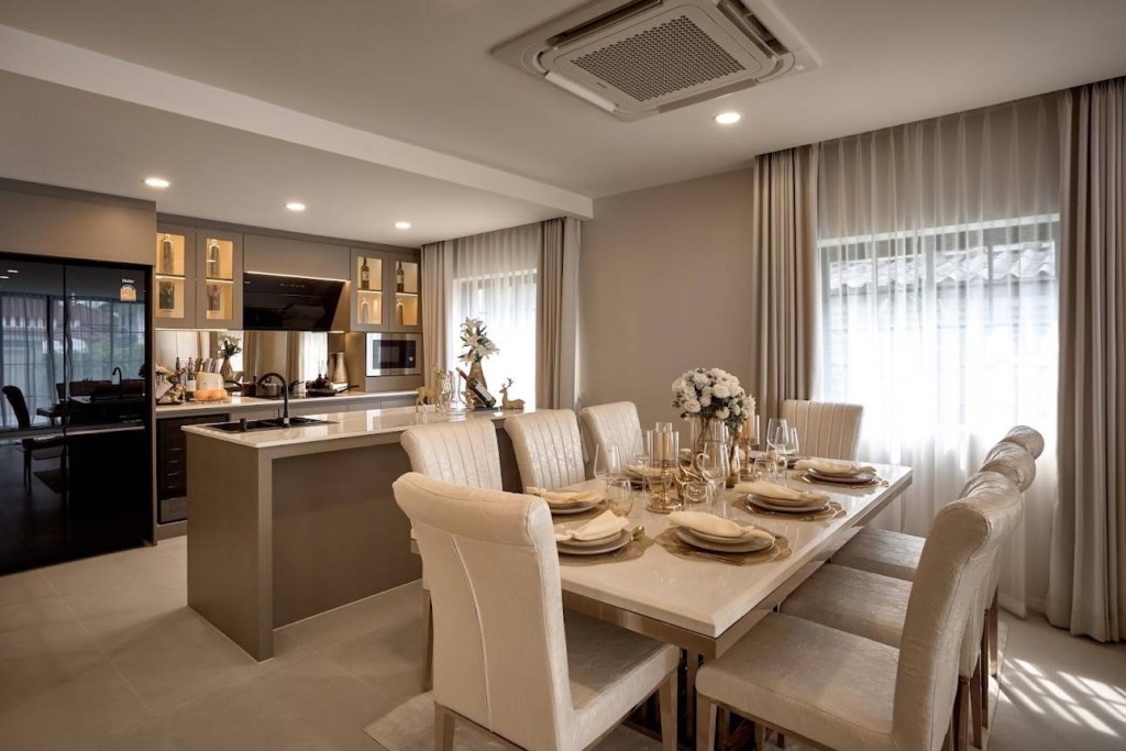 Large Family Pool Villa in Chiang Mai