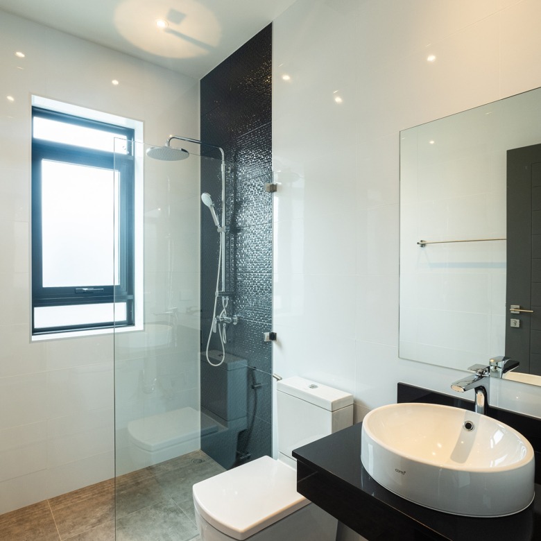Chiang Mai Modern Pool Villa Bathroom
