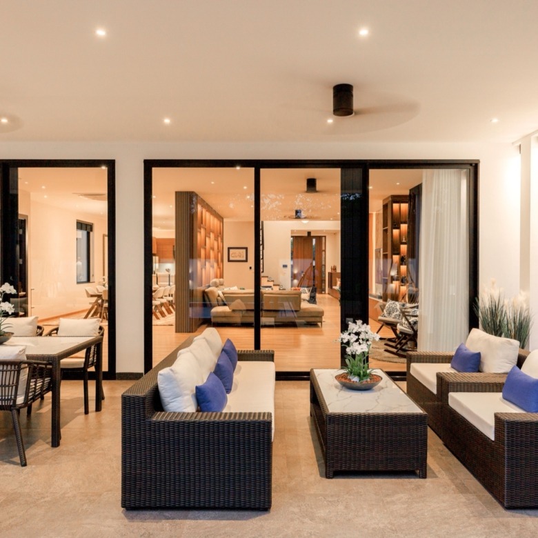 Luxury Pool Villa in Chiang Mai Terrace Lounge