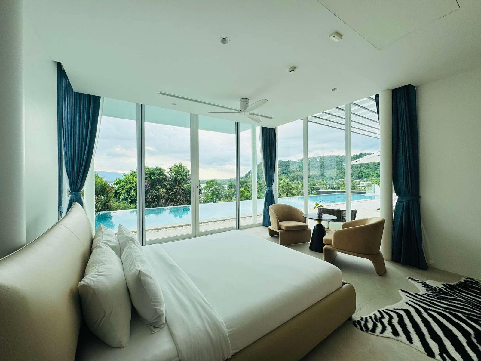 Phuket Luxury Pool Villa Pool Side Bedroom