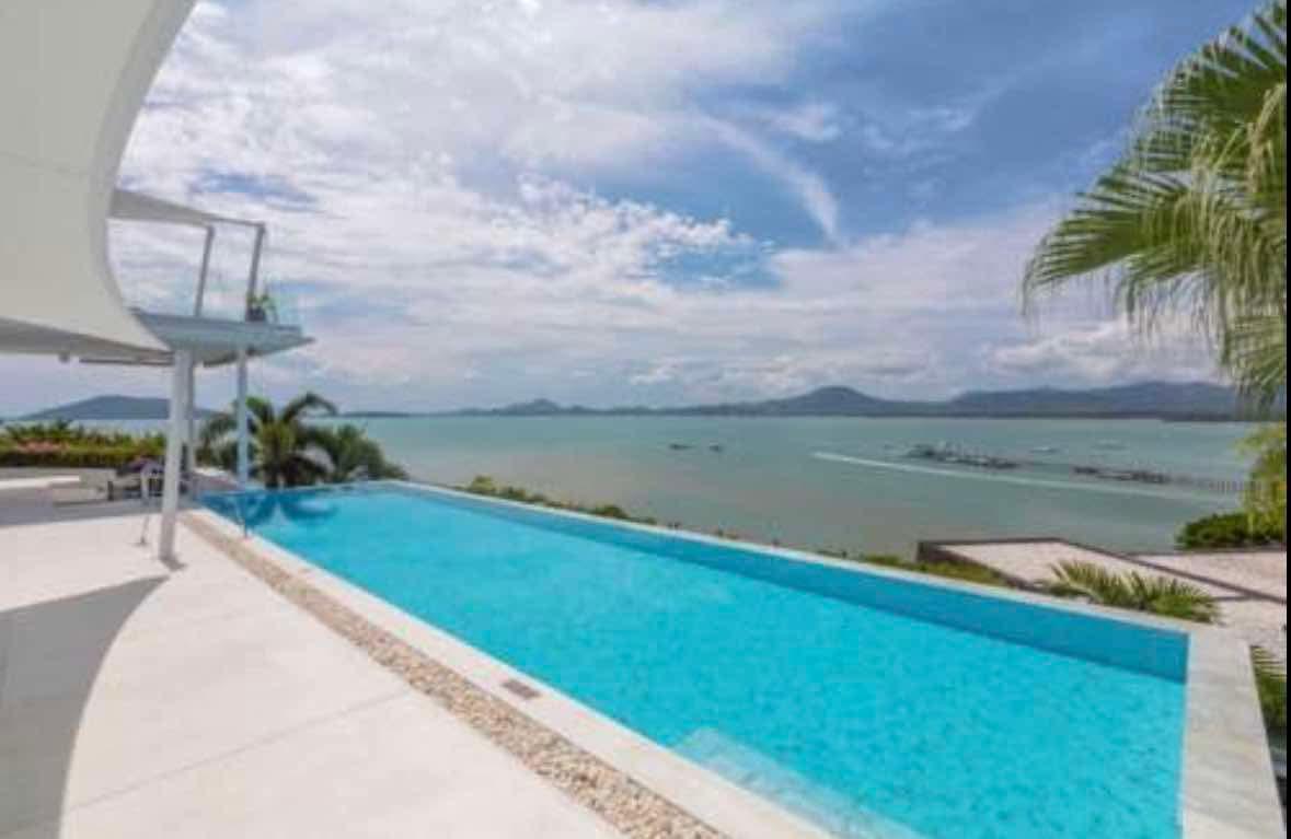 Phuket Luxury Pool Villa Swimming Pool with Sea View
