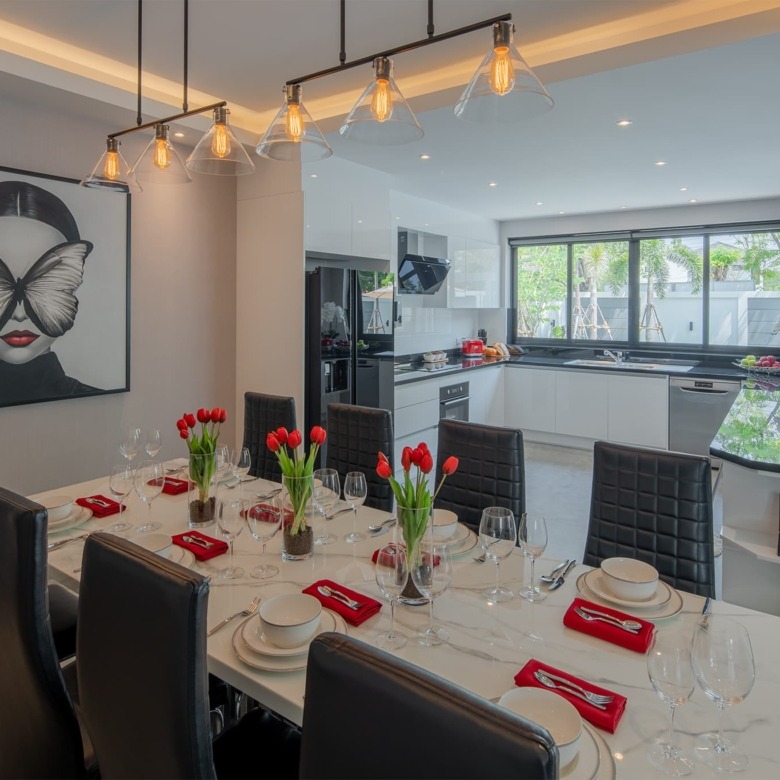 Nice dinning area in a mordern pool villa in Chiang Mai for sale