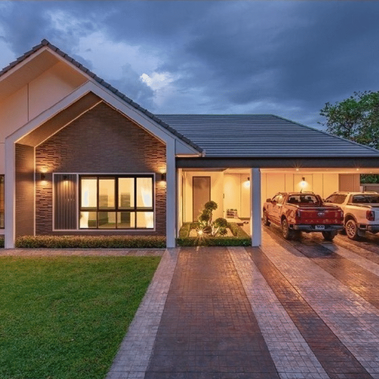 Chiang Mai Family Pool Villa Front House