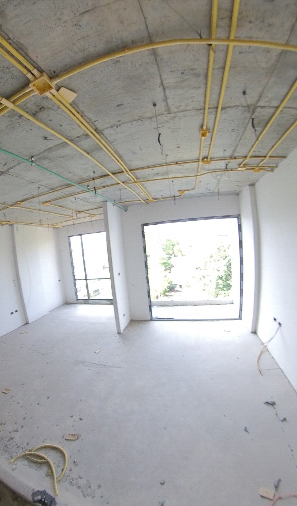 Uncomplete condo project for sale in Chiang Mai